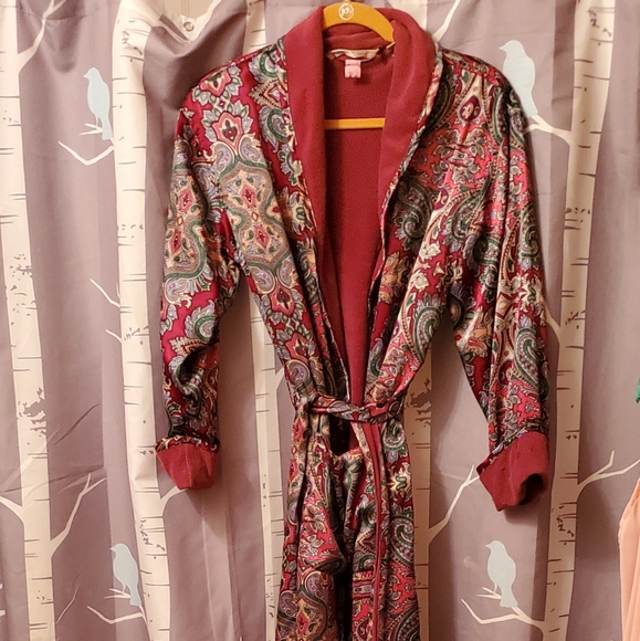Victoria's Secret Other - Victorias Secret Paisley Robe